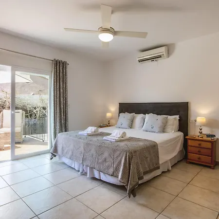 Casa Azucena Villa *