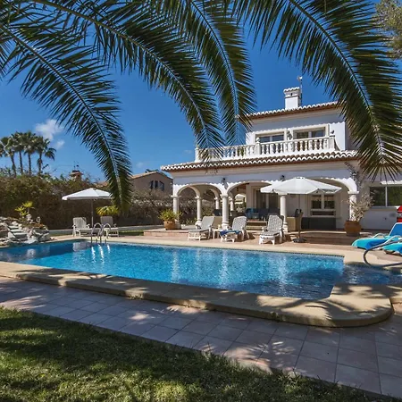 Casa Azucena Villa *