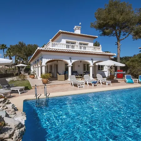 Casa Azucena Villa